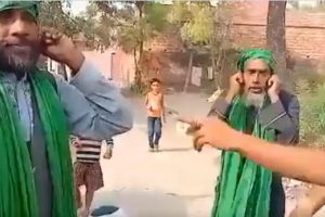 گونڈہ ضلع میں واقعہ سے متعلق ویڈیو کا اسکرین گریب۔