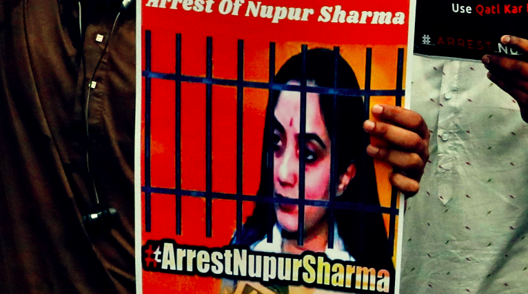 نوپور شرما کی گرفتاری کے سلسلے میں  کولکاتہ میں منعقد ایک مظاہرہ ۔ (تصویر: رائٹرس)