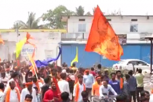 کرناٹک کے ہاویری ضلع میں ہندوتوا تنظیموں کی طرف سے نکالی گئی بائیک ریلی کا ویڈیو گریب۔