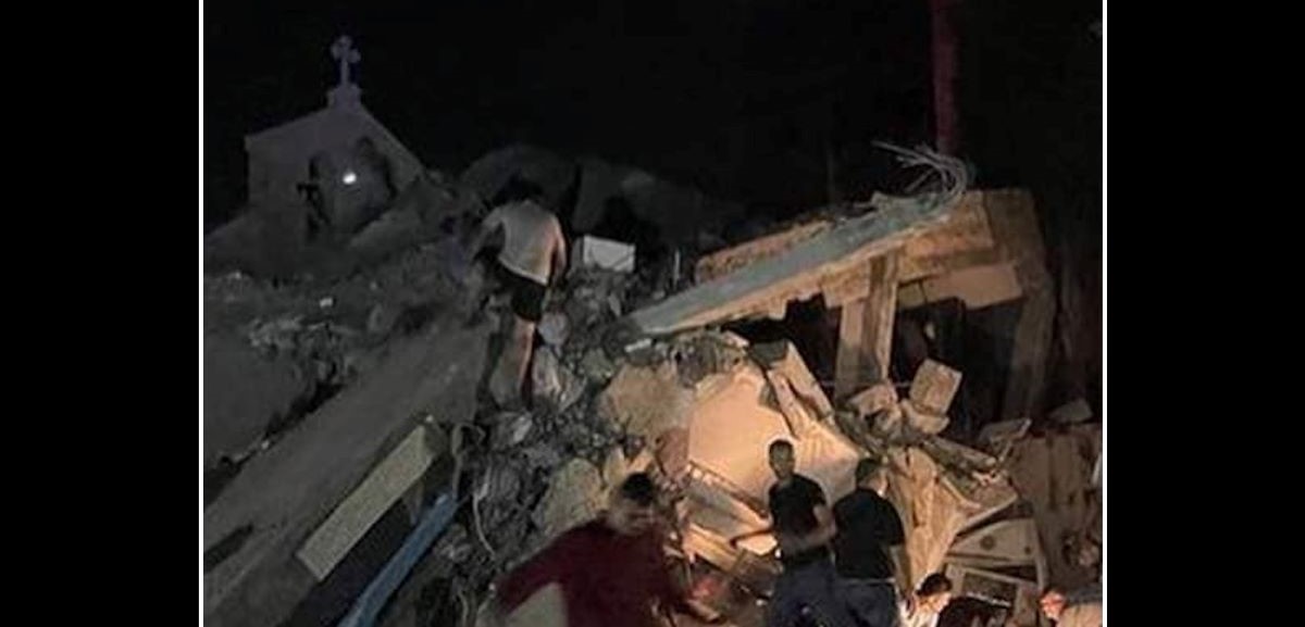 غزہ میں آرتھوڈوکس یونانی چرچ اسرائیلی حملے میں تباہ۔ (تصویر بہ شکریہ: ویڈیو گریب)