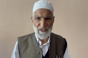 جماعت اسلامی جموں و کشمیر کے سابق امیر غلام قادر وانی (تصویر بہ شکریہ: Video screengrab/X/@Qayoomiousf)