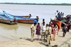 ریاستی حکومت کی ہدایات کے بعد ساحلی سرحد پر پولیس کی نگرانی۔ (تصویر بہ شکریہ: X/@odisha_police)